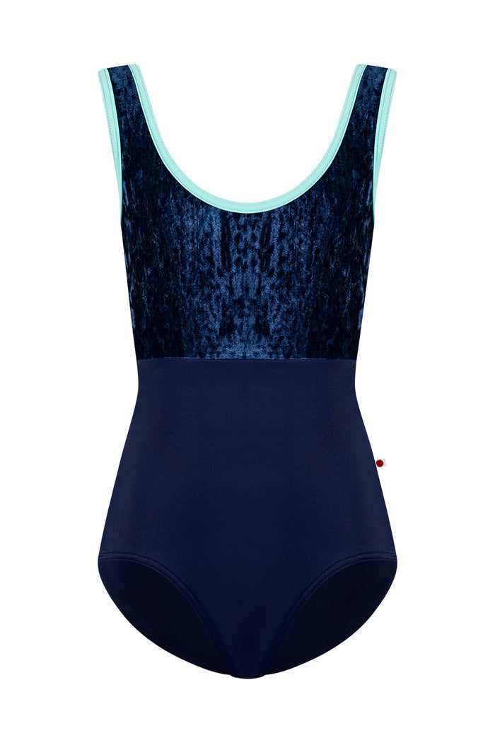 11 Child Anna Leotard
