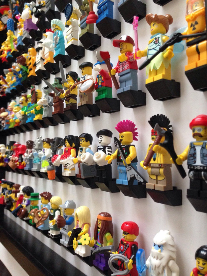 Black Large Display Frame for Lego® Minifigures (Outlet)