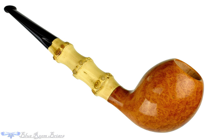 Charl Goussard Pipe Pear with Bamboo, Blue Room Briars, pear, smooth, straight grain, cross grain, birdseye, artisan pipe, new pipe, three knuckles, 3 knuckle bamboo, taper, tapered stem, straight pipe, sitter pipe, goussard pipes, south africa, cape town, production pipe, factory pipe, budget pipe, briar, briar pipe, tobacco pipe, wood pipe, wooden pipe, briar-pipe, smoking pipe, smoking hobby, ebonite, vulcanite, pipe stem, pipe mortise, stem, mortise, button, draft hole, grain, estate pipe, e