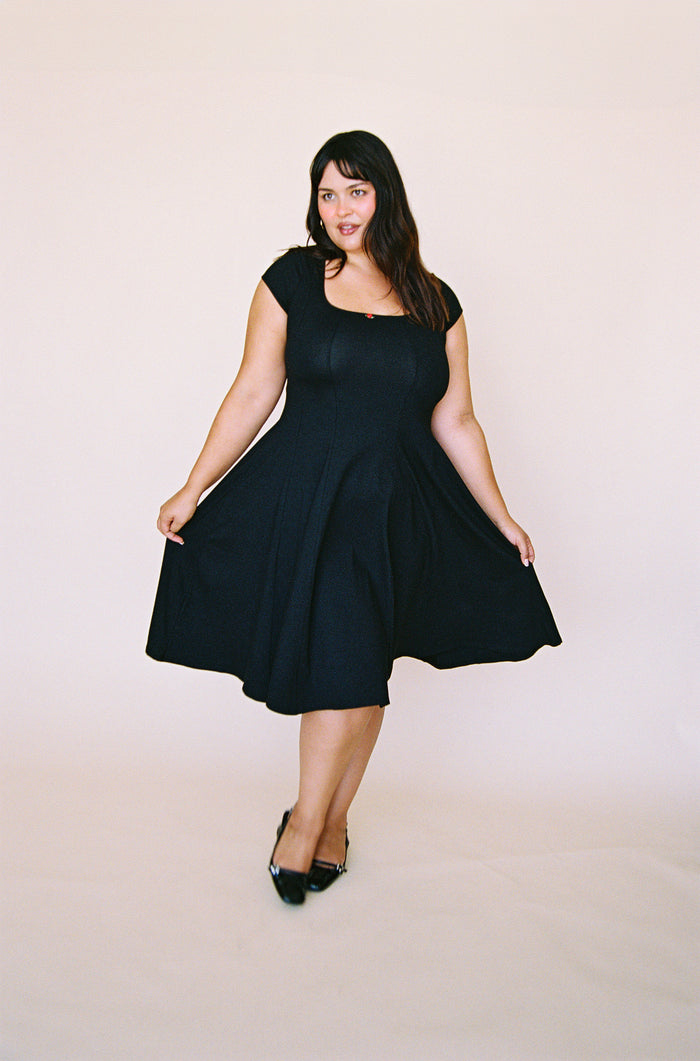 DREAM DRESS IN ONYX