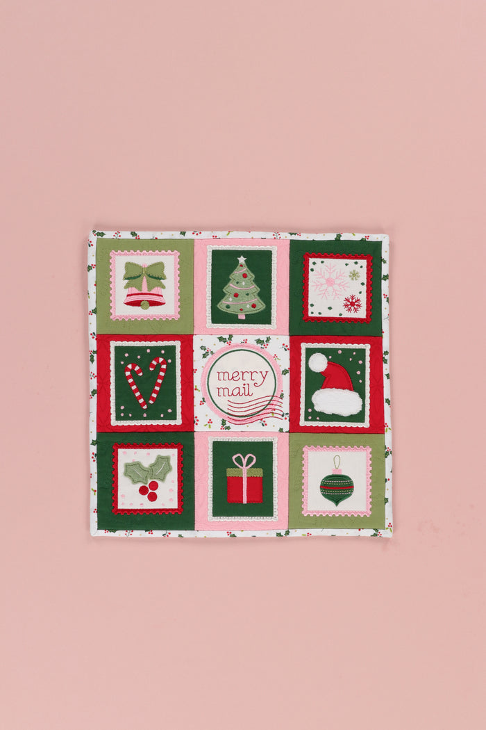 december mini quilt