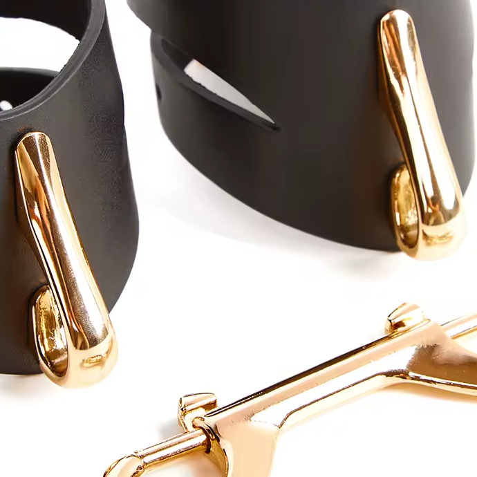 Liquide D'Or Leather Handcuffs