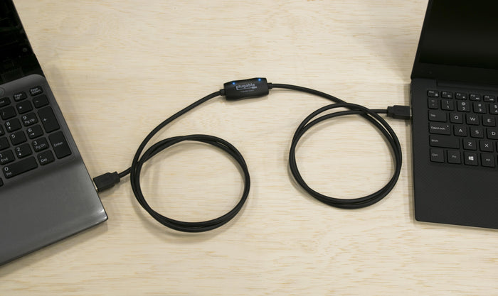 Plugable USB 3.0 Transfer Cable packaging, quick start guide, and rear label listing Windows XP-11 compatibility.