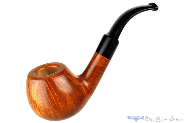 RC Sands Pipe 3/4 Bent Saddled Tomato, Blue Room Briars, apple, danish school, chuck sands, straight grain, smooth, birdseye, saddle, saddle stem, half bent, one half bent, bent, bent tomato, ohio, natural, artisan pipe, new pipe, production pipe, factory pipe, budget pipe, briar, briar pipe, tobacco pipe, wood pipe, wooden pipe, briar-pipe, smoking pipe, smoking hobby, ebonite, vulcanite, pipe stem, pipe mortise, stem, mortise, button, draft hole, grain, estate pipe, estate, refurbished, used p