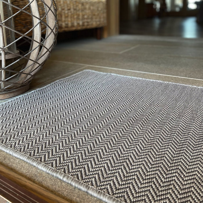 The Innerweave - Chevron (Stone) / Doormat