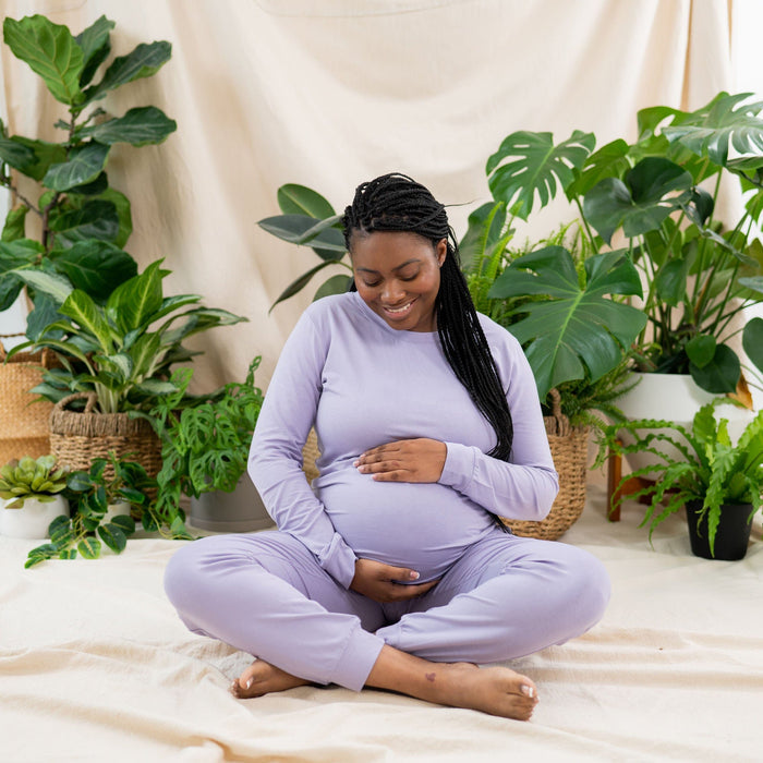 Women's jogger pregnancy pajama set in Taro